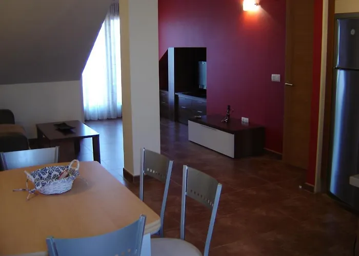 巴斯夸斯卡普里舒酒店 *